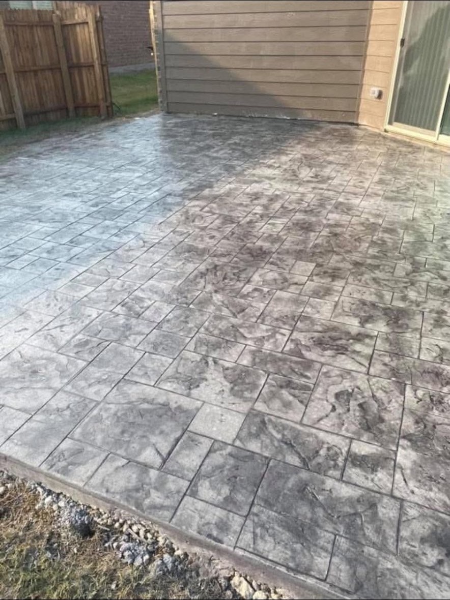 Gray large-ashlar stamped concrete patio